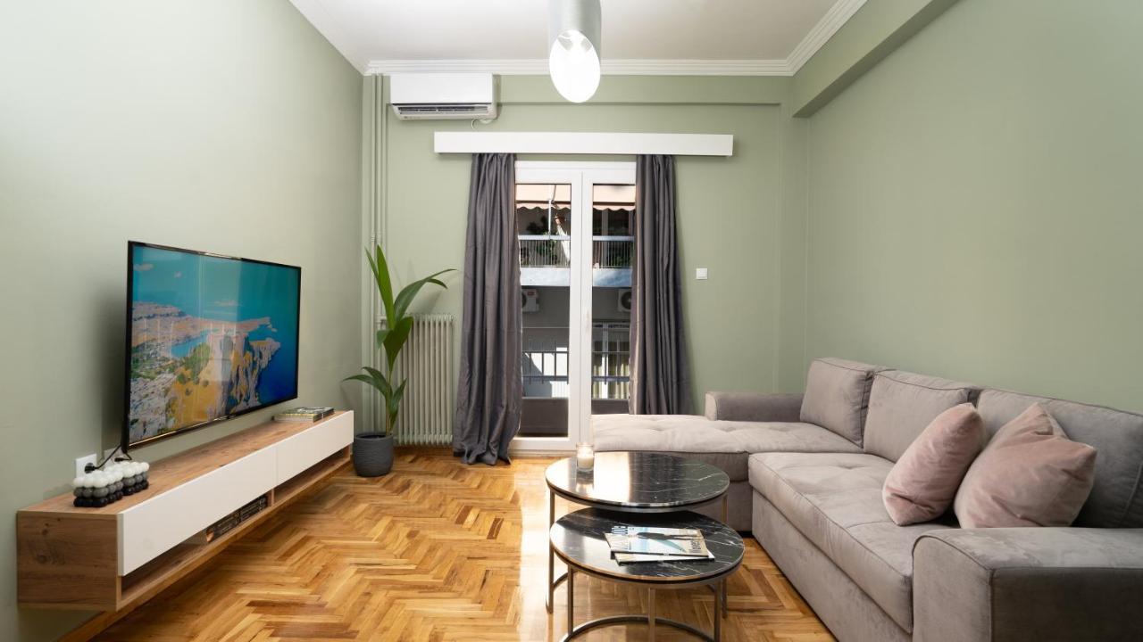 City Center Apt. On A Traffic Free Street Atenas Exterior foto